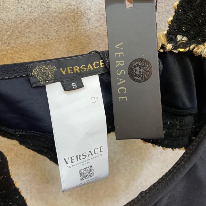 VERSACE